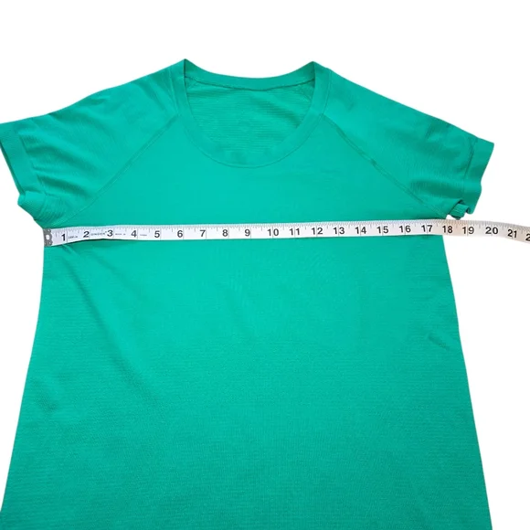 Lululemon Swiftly Tech Short-Sleeve Shirt 2.0 - Kelly Green - Picture 9 of 10